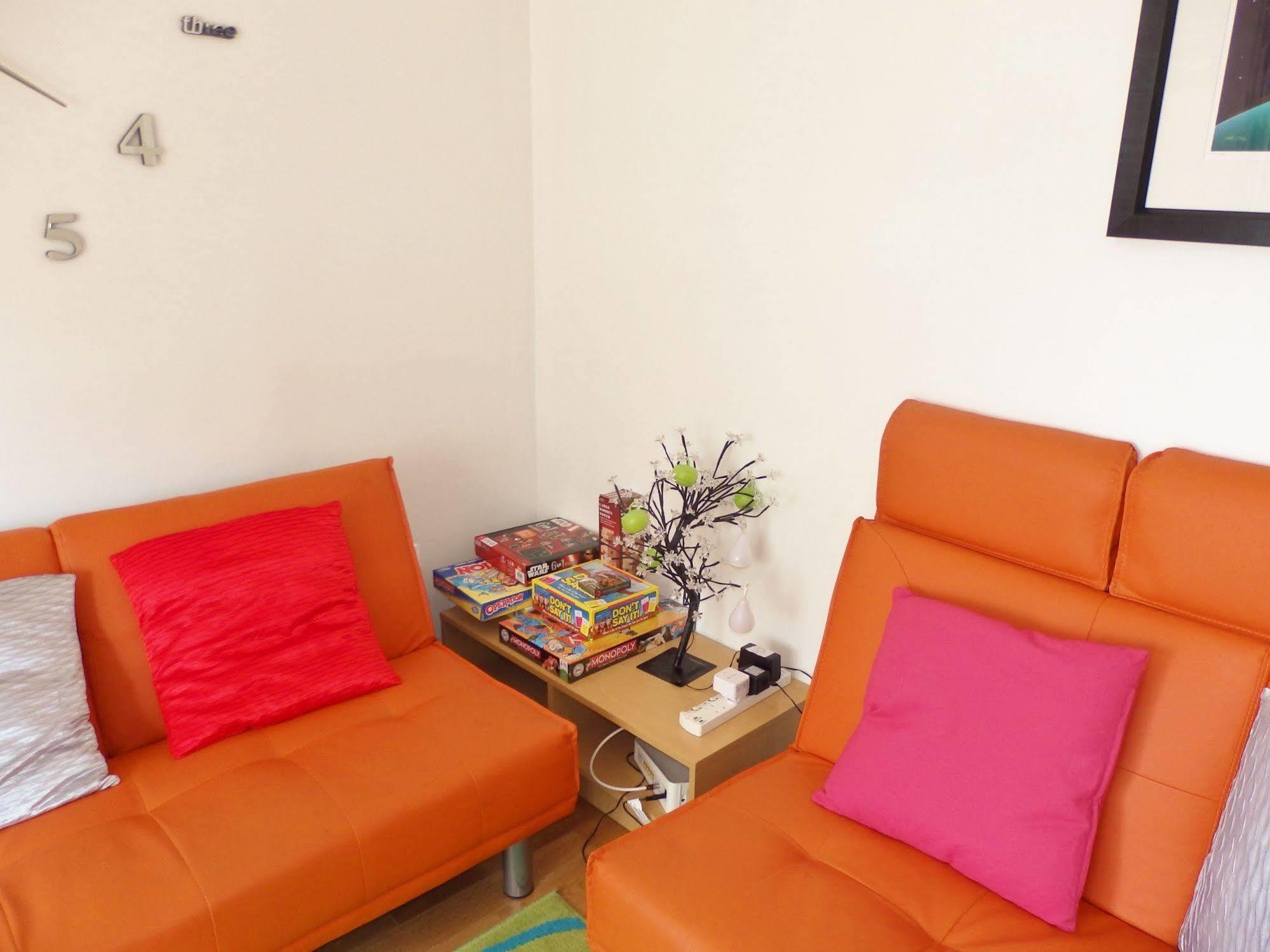 Very Central Location- Free Parking - 2 Bedrooms Belfast Exterior foto