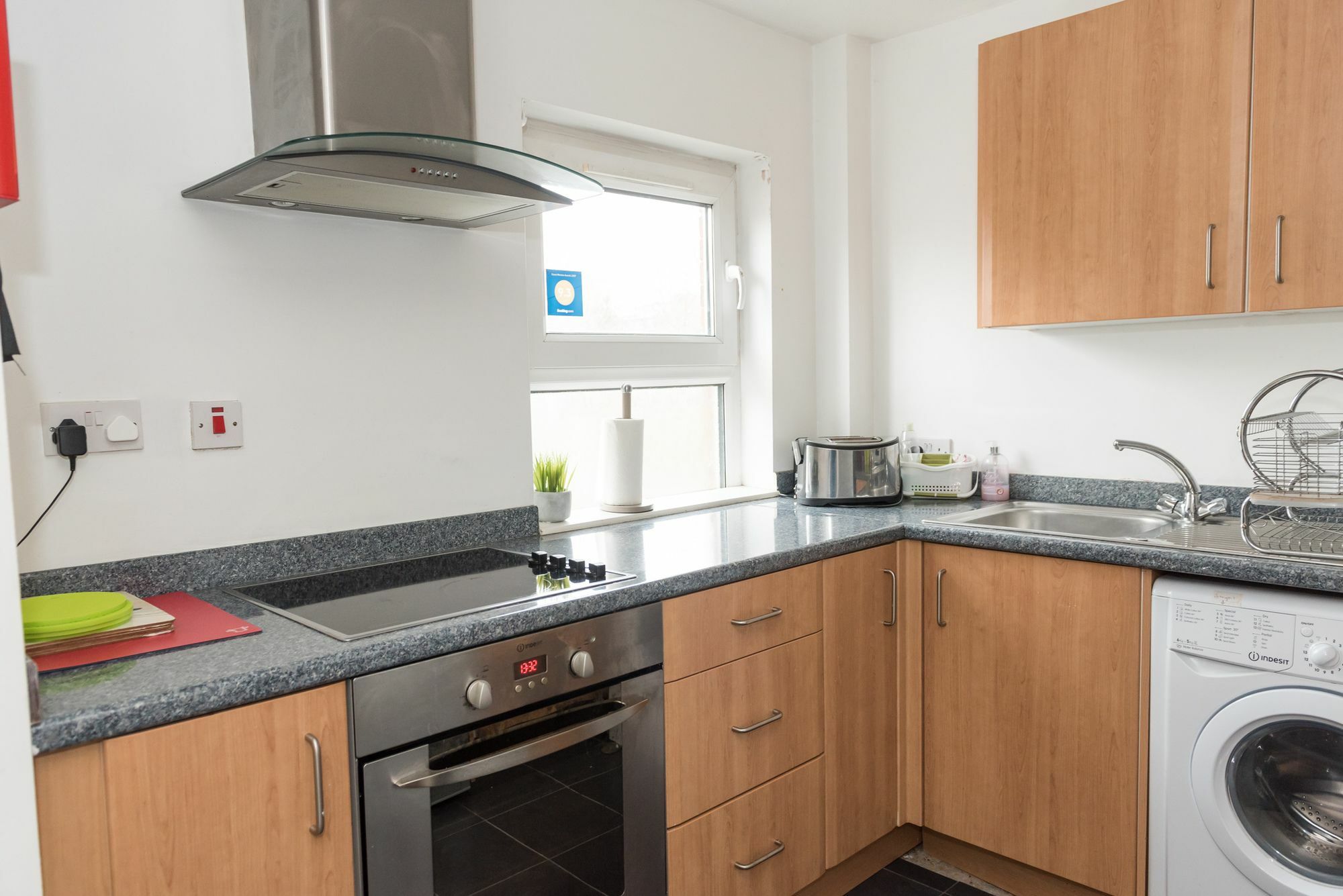 Very Central Location- Free Parking - 2 Bedrooms Belfast Exterior foto